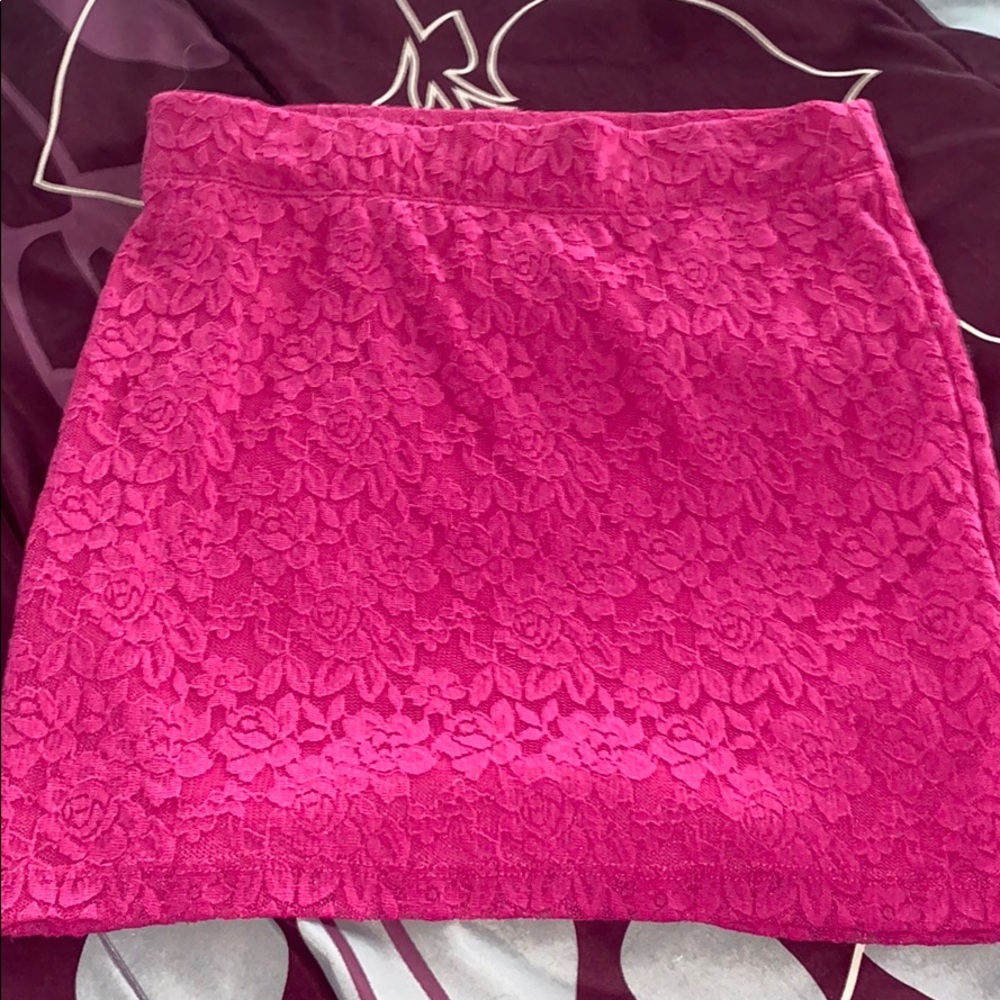 Nollie pink floral lace mini skirt